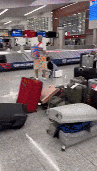 Baggage Chaos at Atlanta Airport as Travel Problems Continue in Wake of CrowdStrike Outage