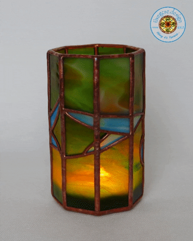 uvegcse giphygifmaker fish glass tiffany GIF