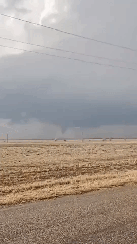 Potential Tornado Sighted Near Plainview, Texas
