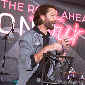 aborddelimpala giphyupload heart jared padalecki aborddelimpala GIF
