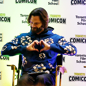 aborddelimpala giphyupload heart jared padalecki aborddelimpala GIF
