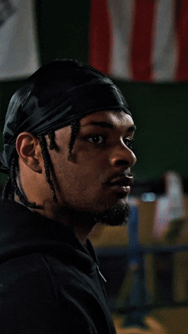 Looking Long Beach GIF by H2O Promotion