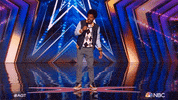 Episode 1 Singing GIF by America's Got Talent