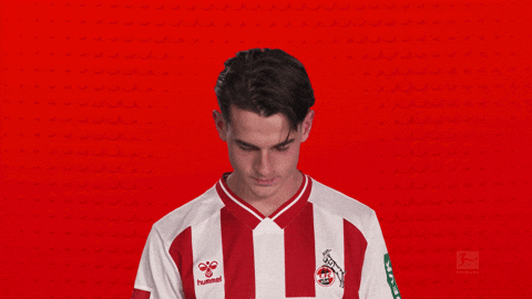 Football Look Up GIF by Bundesliga
