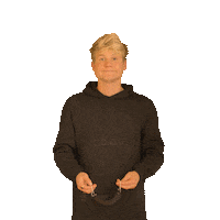 Show Swipe Up Sticker