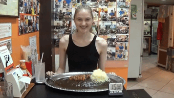 Extreme Eater Tackles 2KG Curry Challenge