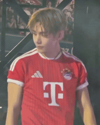 World Tour Tae GIF