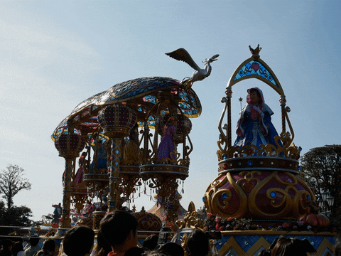 lesleywake giphyupload GIF