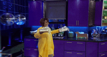 martha and snoops potluck dinner party GIF by VH1
