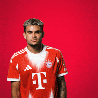 Diaz Armeverschränken GIF by FC Bayern Munich