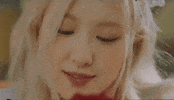 Rose GIF by BLACKPINK