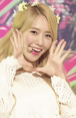 yoona GIF