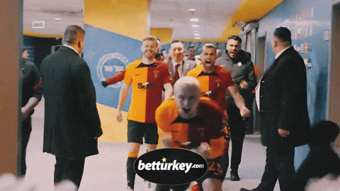 Şampiyon Galatasaray GIF by Betturkey