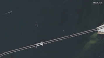 Satellite Imagery Shows Repair Work, Traffic Build Up at Crimean Bridge