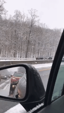 Multiple Car Wrecks Reported on Snowy Pennsylvania Turnpike