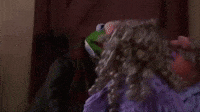 Miss Piggy Christmas Clip