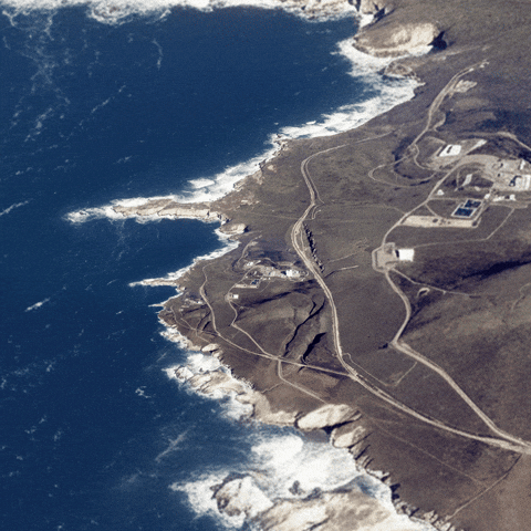 Zoom Enhance GIF by Feliks Tomasz Konczakowski