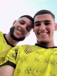 Mas GIF