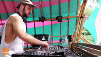 DJ's Turntables Fall on Festivalgoer in Byron Bay