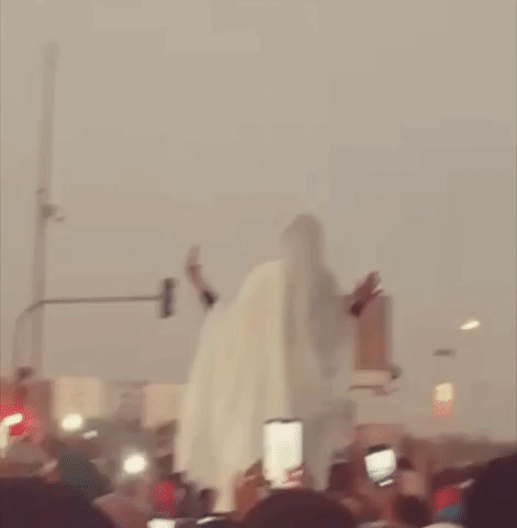 Sudanese Woman Goes Viral After Leading Chant at Khartoum Protest