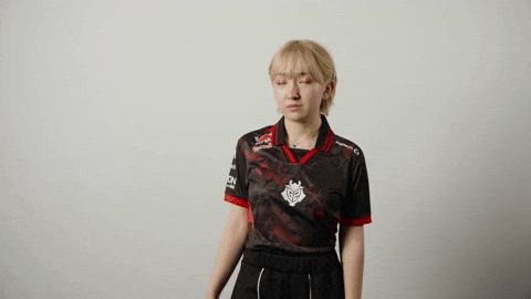 Love It Kiss GIF by G2 Esports