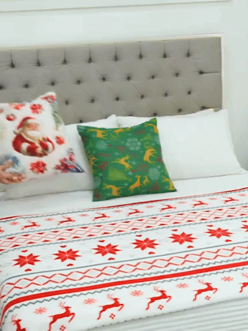 valentina007007  GIF