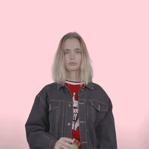 elevator judge GIF by DR3