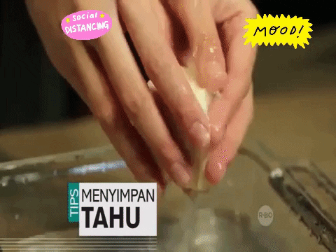 aulianaratama giphygifmaker giphyattribution GIF