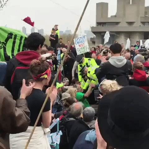 Extinction Rebellion Protesters Cheer as Police Make Fresh Arrests on Waterloo Bridge