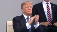Donald Trump Applause GIF by franceinfo