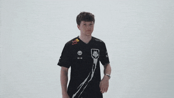 Look Looking GIF by G2 Esports