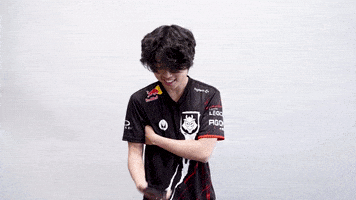 Disgusted Phone GIF by G2 Esports