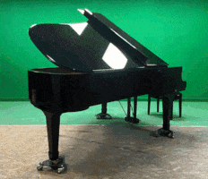 Yamaha C7 GIF