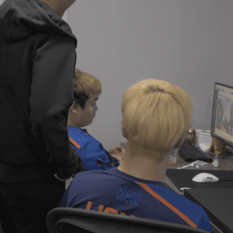 Overwatch Mano GIF by ANDBOX