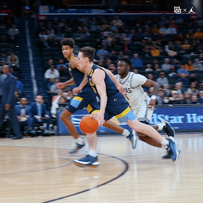 Assist College Basketball GIF by Marquette Athletics