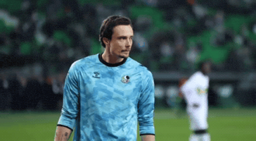 Jakub Szumski GIF