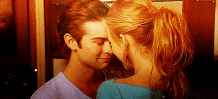 Serena And Nate GIFs - Find & Share on GIPHY