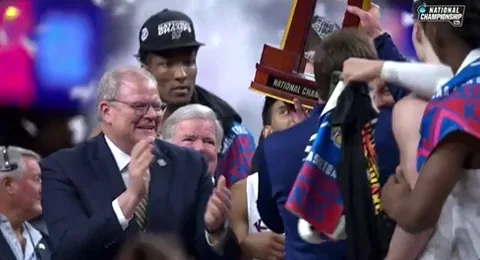 College Basketball Sport GIF by NCAA March Madness