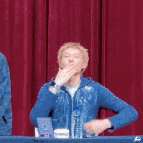 Flying Kiss Martin GIF