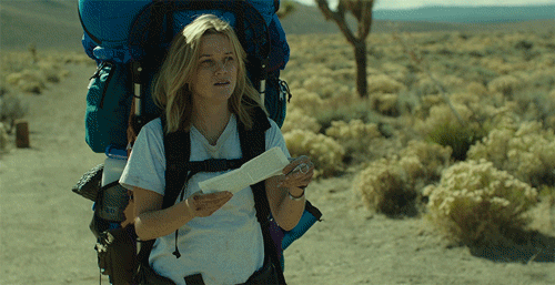 REESE WITHERSPOON EN 'ALMA SALVAJE'. GIF DE FOX SEARCHLIGHT