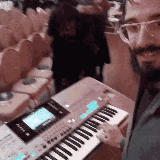 yossi  GIF