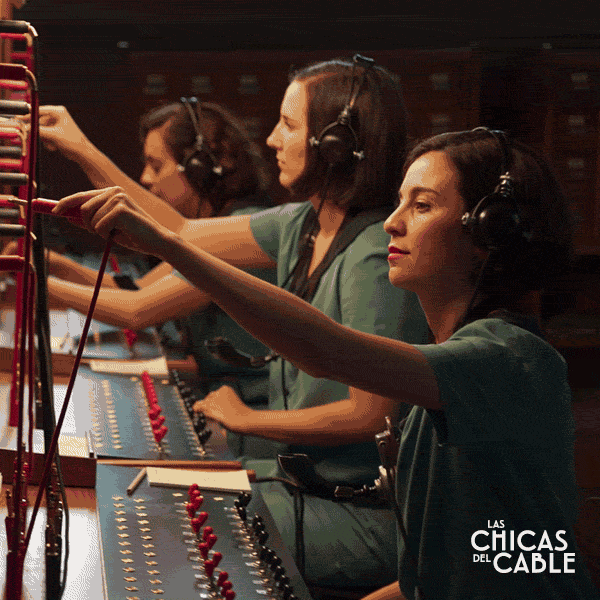 Season 1 Cable Girls GIF by Las chicas del cable
