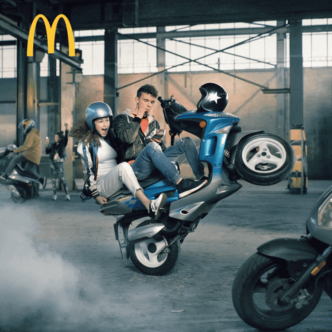Chill Break GIF by McDonald's NL
