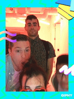 200.gif?cid=fc005b0857c34368366f0b958ab54b7b8c9ea84ba0fe7f21&rid=200.gif&ct=g