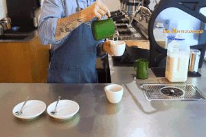 fraeulein_anker coffee latte art GIF