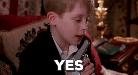 Macaulay Culkin Christmas Movies GIF - Find & Share on GIPHY