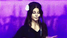 Lana Del Rey GIF