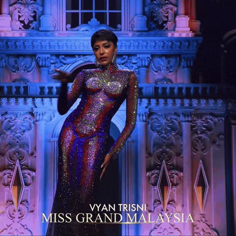 Missgrandinternational GIF by Flow Digital