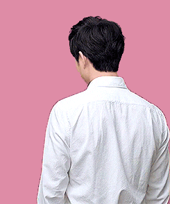 Gong Yoo GIF - Find & Share on GIPHY