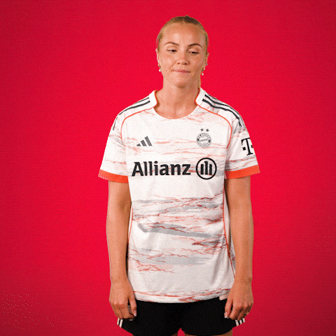 Football Soccer GIF by FC Bayern Women